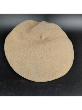 Vintage Liz Claiborne Hat Cap Beret One Size Beige Wool Embroidered Crest Preppy